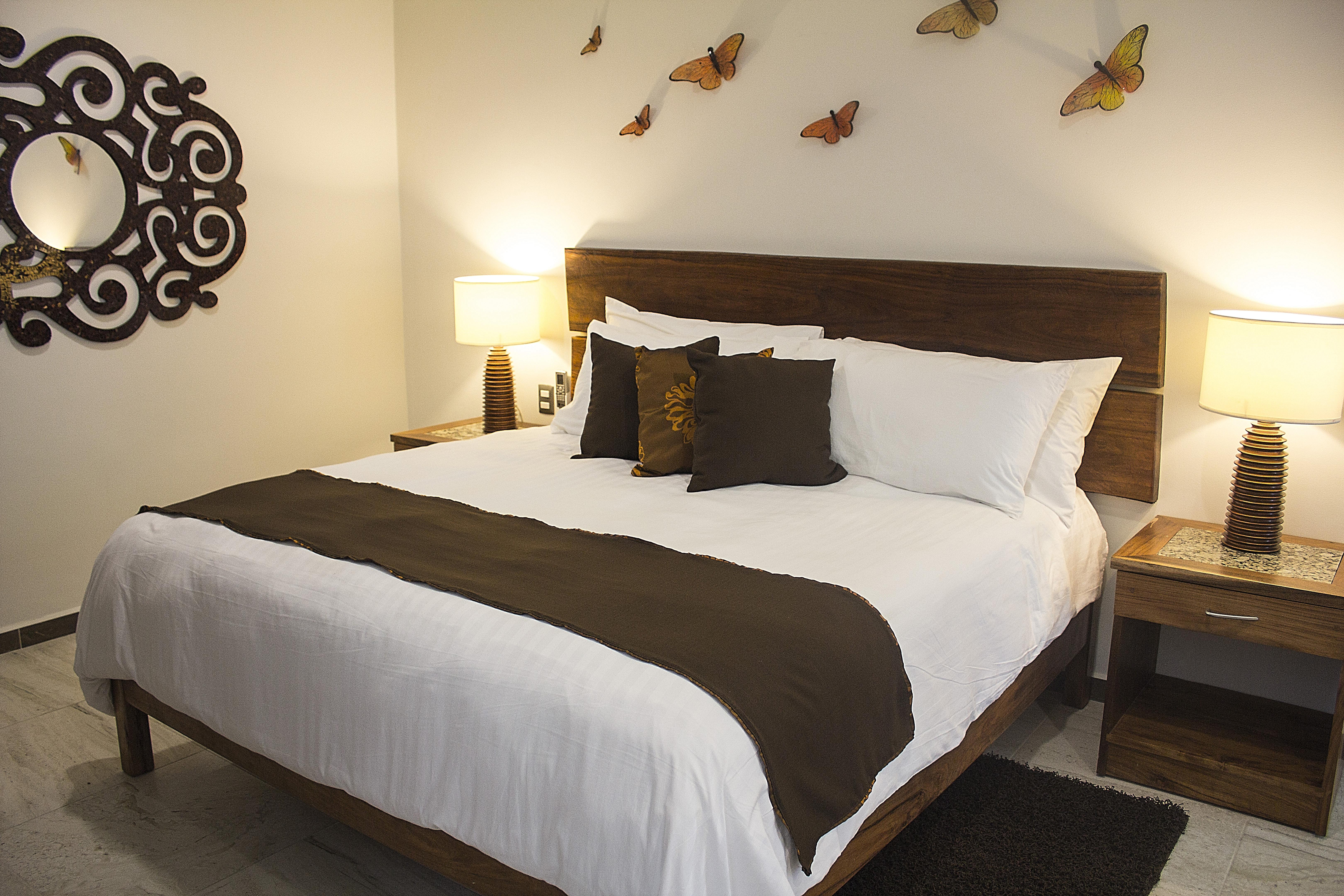 Casa Ticul Hotel Boutique - 5Th Ave (Adults Only) Playa del Carmen Exterior foto A bed with a bed runner