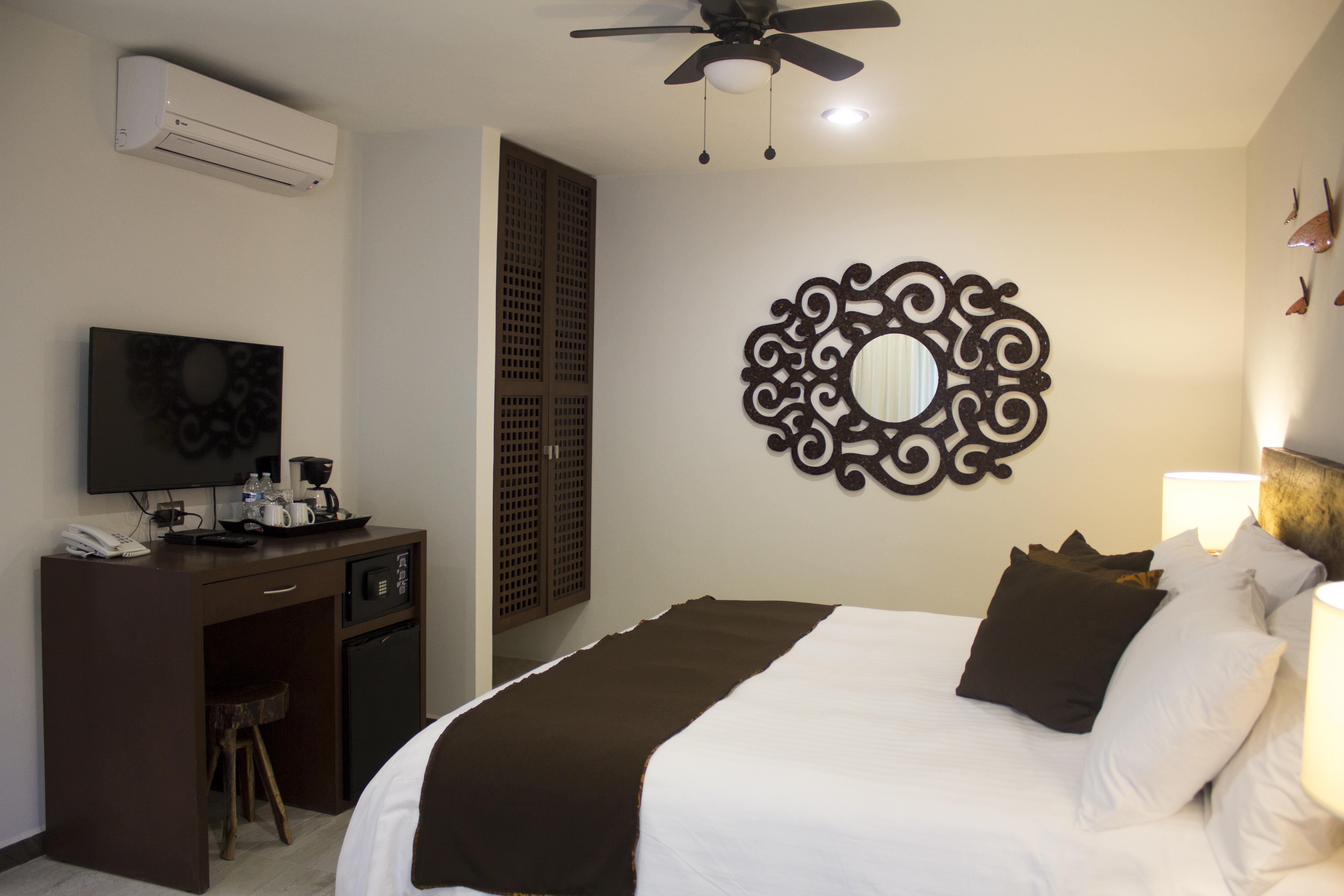 Casa Ticul Hotel Boutique - 5Th Ave (Adults Only) Playa del Carmen Exterior foto A room at the hotel