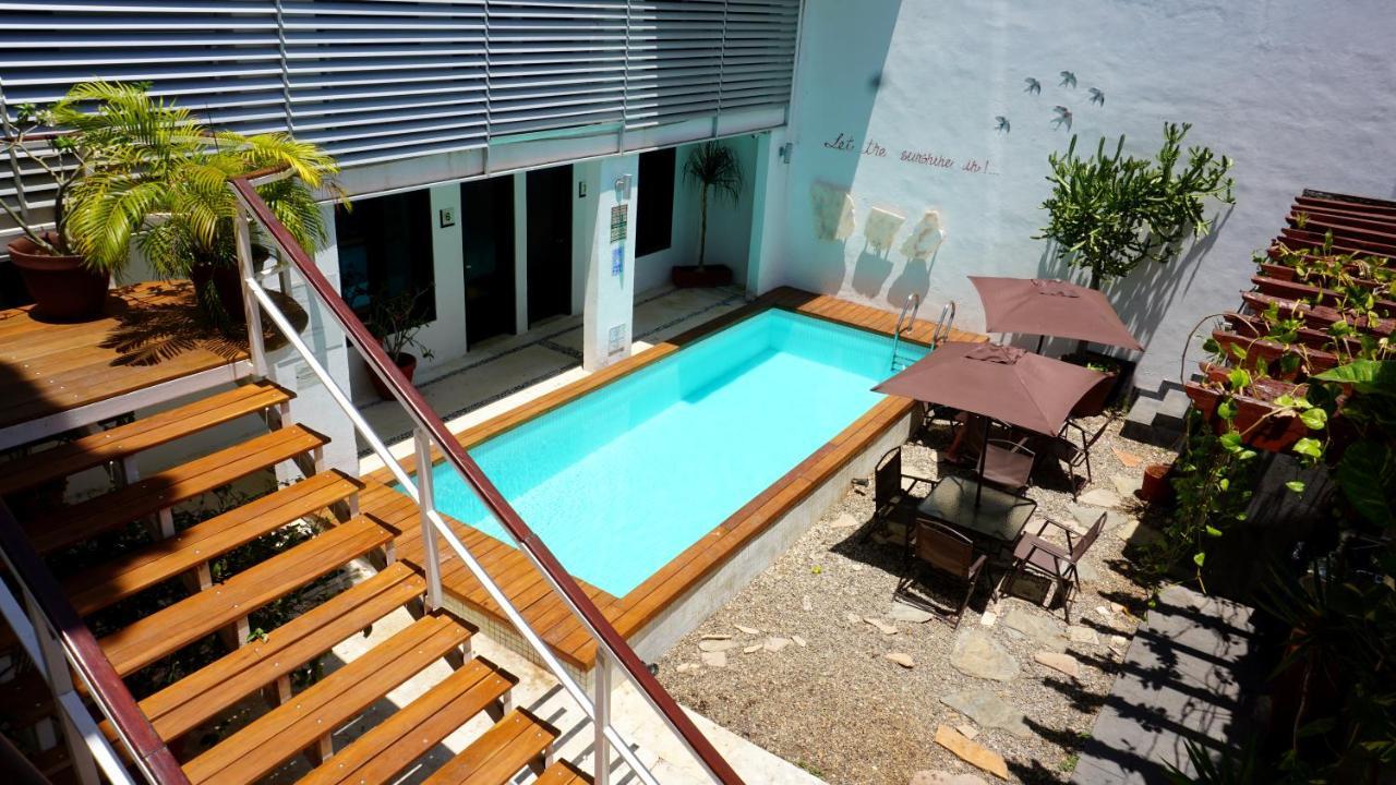 Casa Ticul Hotel Boutique - 5Th Ave (Adults Only) Playa del Carmen Exterior foto A swimming pool in a courtyard