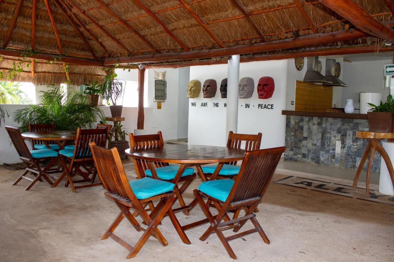 Casa Ticul Hotel Boutique - 5Th Ave (Adults Only) Playa del Carmen Exterior foto The interior of the restaurant